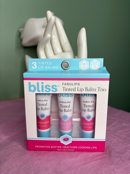 Bliss Other - Bliss Tinted Lip Balm Trio - Pink, Light Pink & Coral Shades